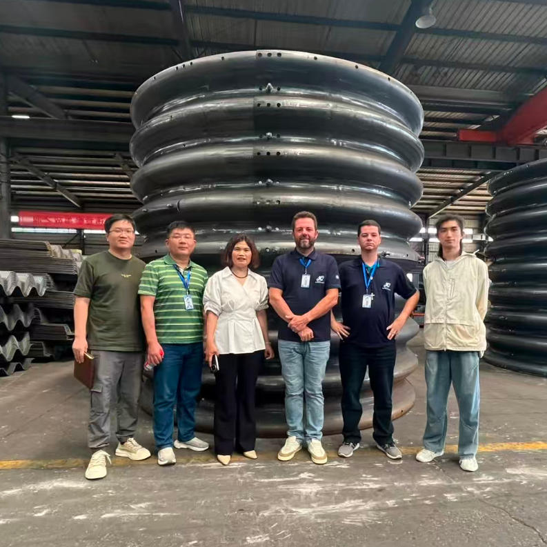 Clients Visit to Inspect the Anti-Corrosion Coating Process for Galvanized Corrugated Culvert Pipes